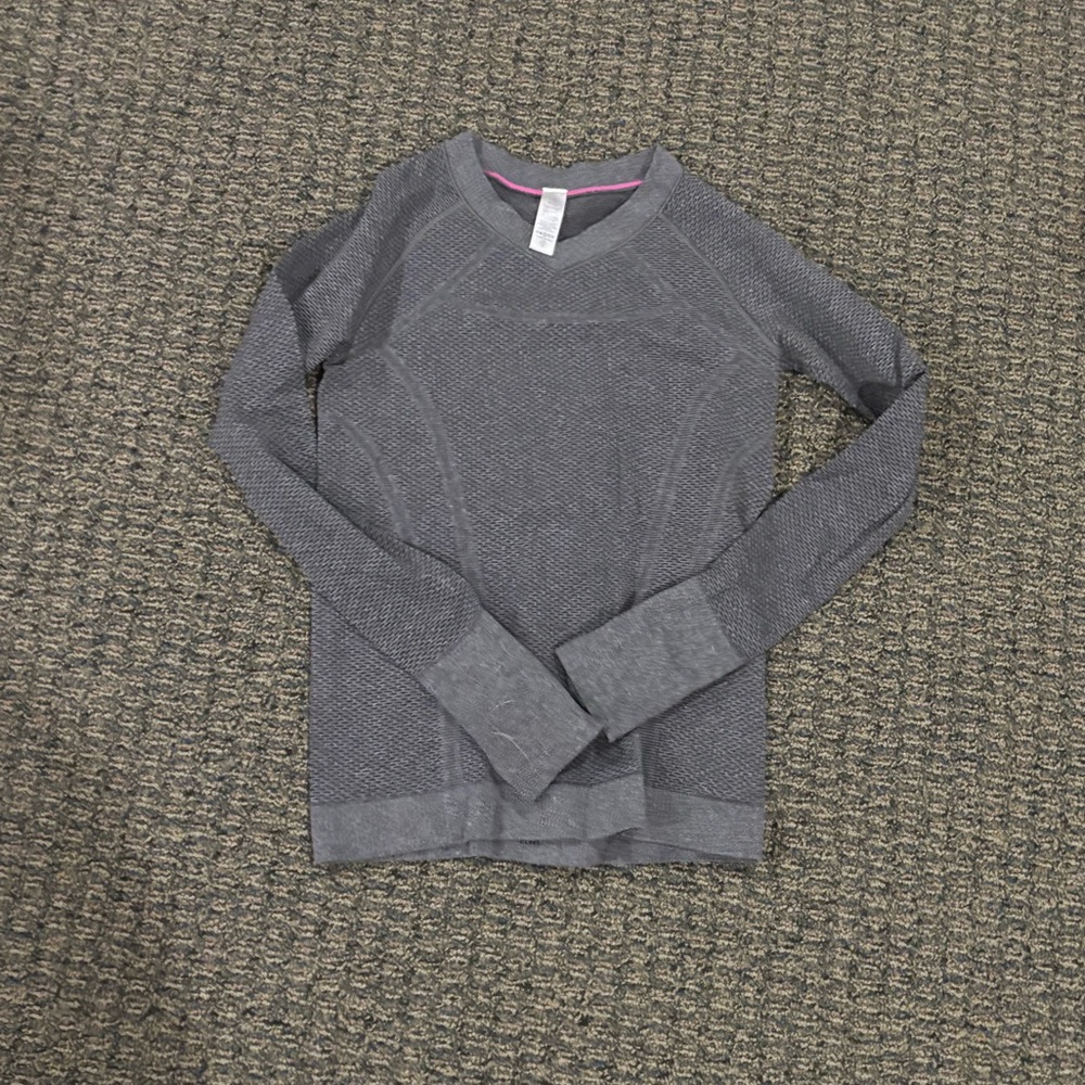 Ivivia swiftly tech long sleeve